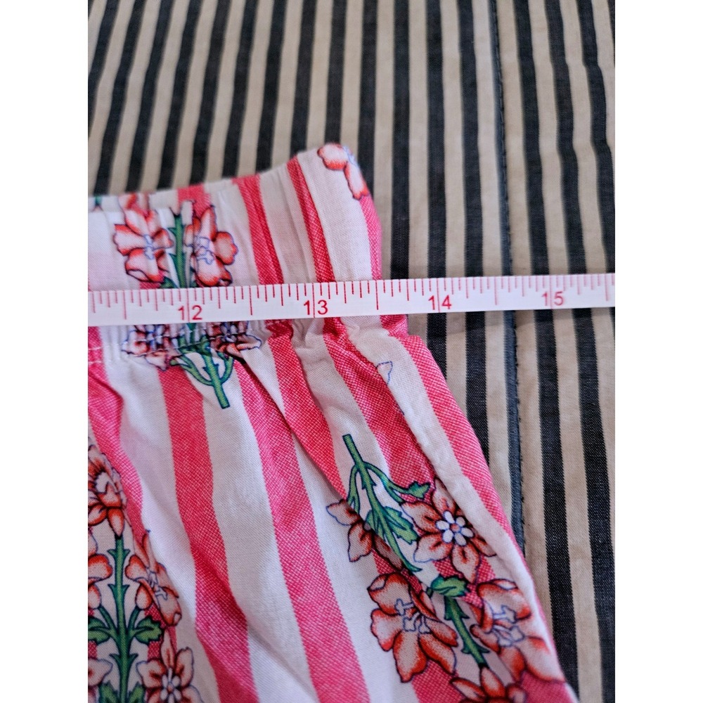 Crown & Ivy Small Pink White Stripe Floral Pajama Set Short Capris 2 Piece - Picture 10 of 11